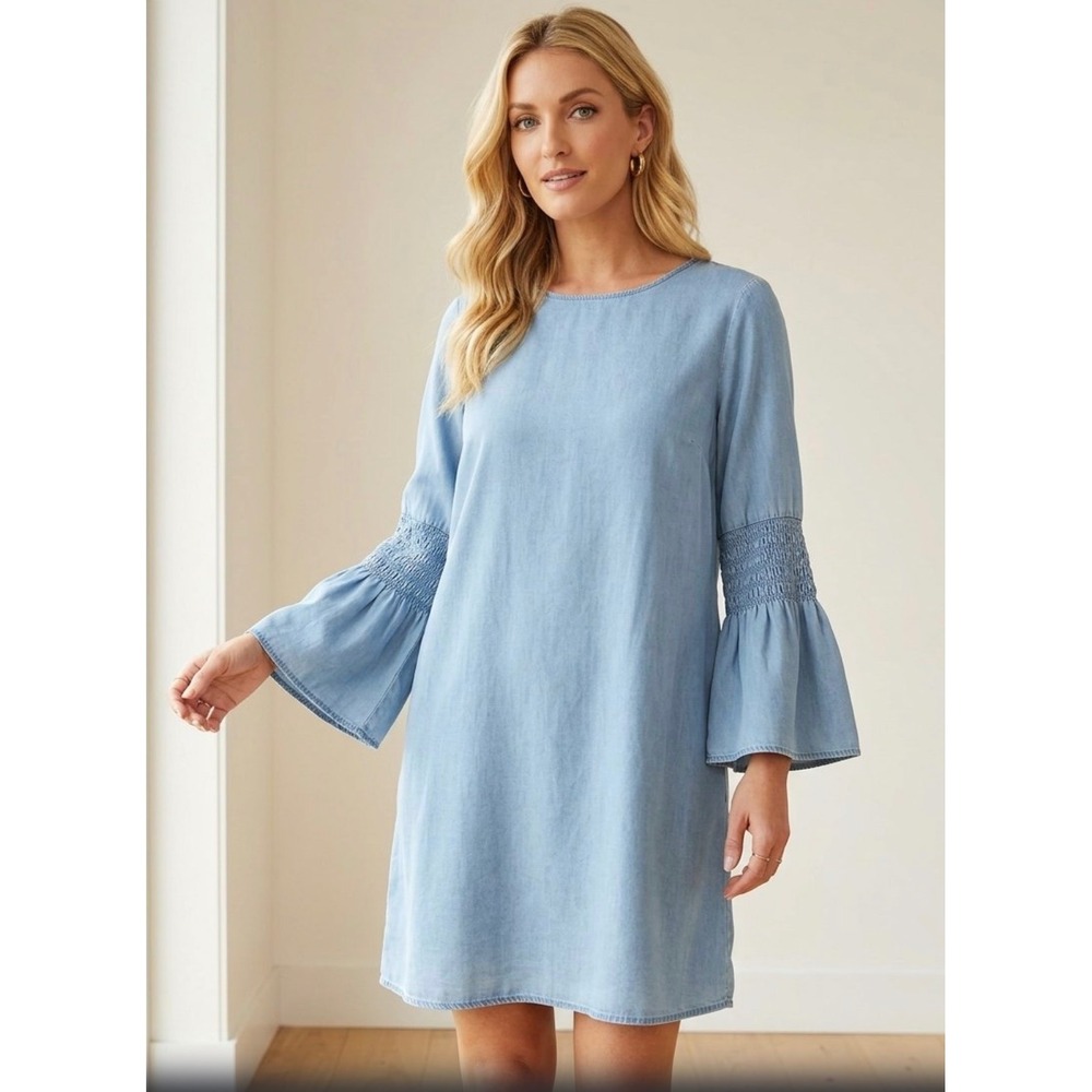 Mossimo Light Wash Chambray Lyocell Shift Dress Smocked Bell Sleeve Blue L